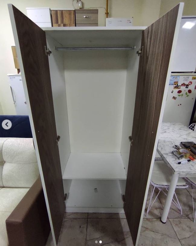 2 Kapili 2 Cekmeceli Elbise Dolabi Ikinci El Temiz Urun Boy 180 En 70 Derinlik 45 Nakliye Montaj Dahil
